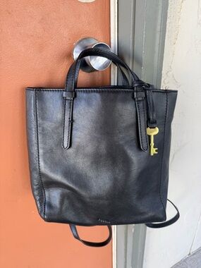 Fossil Black Leather Convertible Crossbody to Backpack
